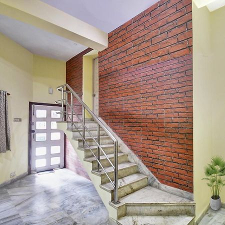 Hotel O R A Homestay Near Acropolis Mall Calcuta Exterior foto