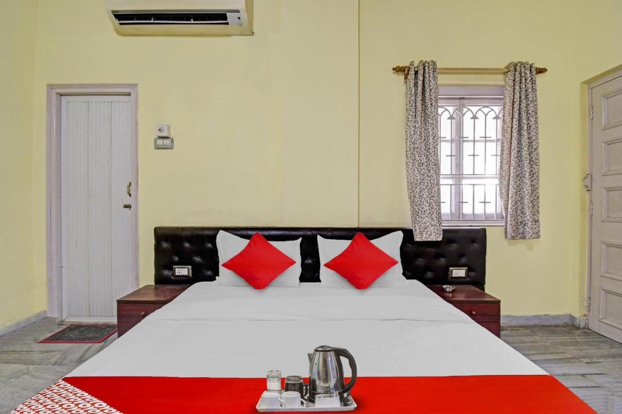 Hotel O R A Homestay Near Acropolis Mall Calcuta Exterior foto