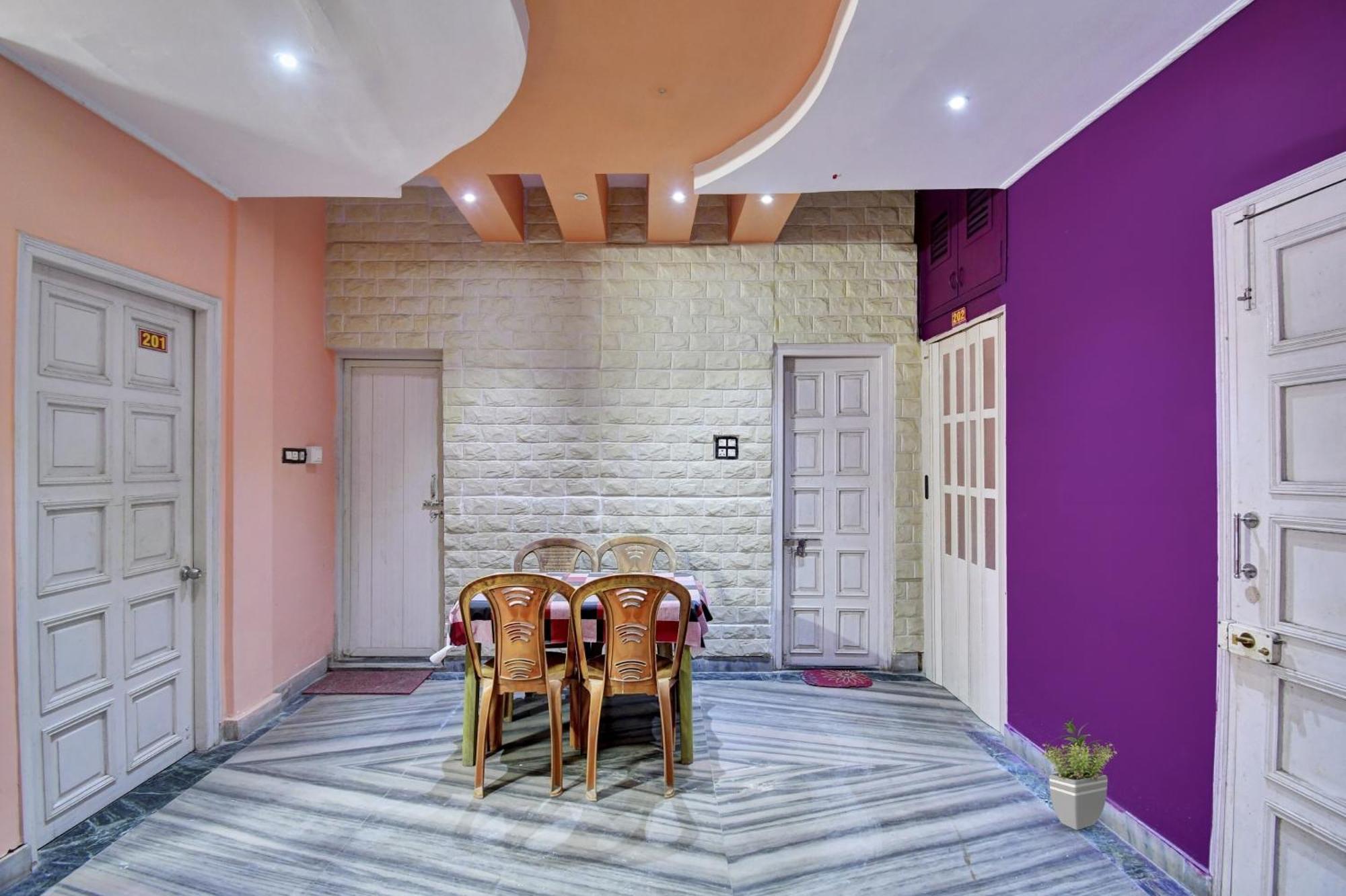 Hotel O R A Homestay Near Acropolis Mall Calcuta Exterior foto