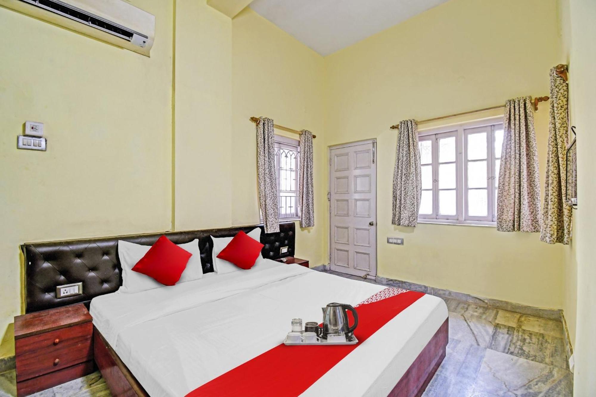 Hotel O R A Homestay Near Acropolis Mall Calcuta Exterior foto